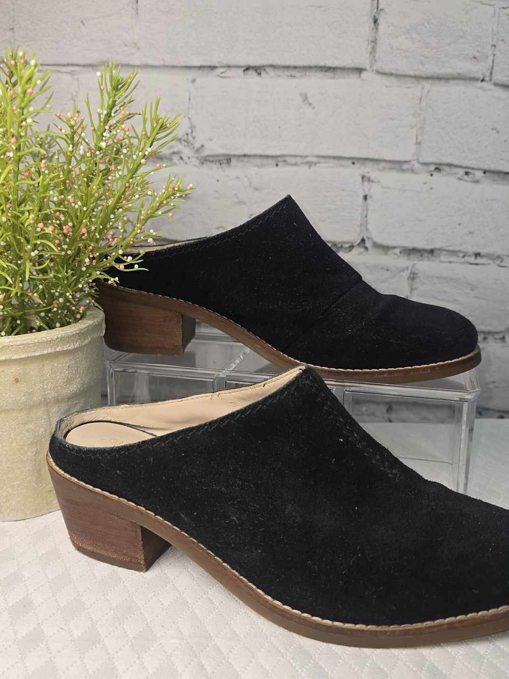 Cole Haan Black Suede Slip-On Mules with Brown Stacked Heel MINIMALIST WOMENS 7B